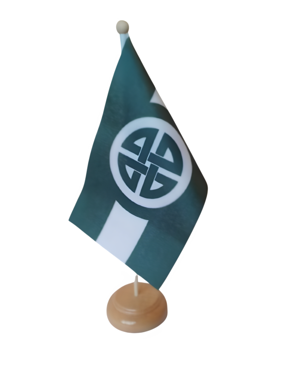 Clann Éireann Desk Flag